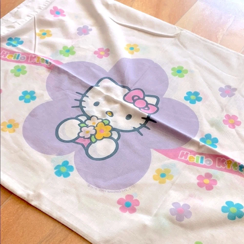 Hello Kitty Sanrio Vintage Girls Cute White Floral Standard Pillowcase Cover